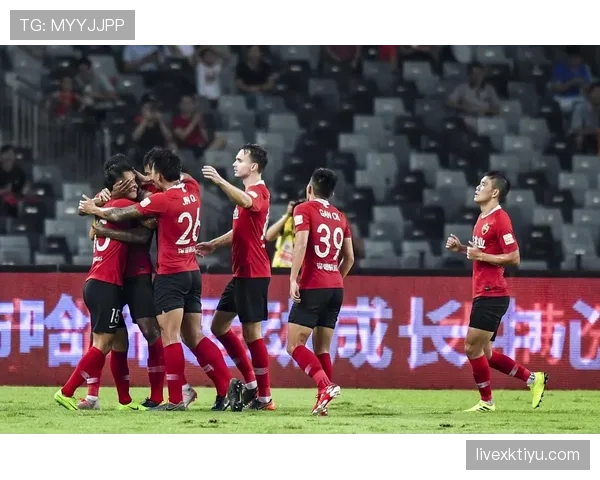 广州足球俱乐部近期比赛中攻守转换效率逐渐提升 广州足球俱乐部近期比赛中攻守转换效率逐渐提升